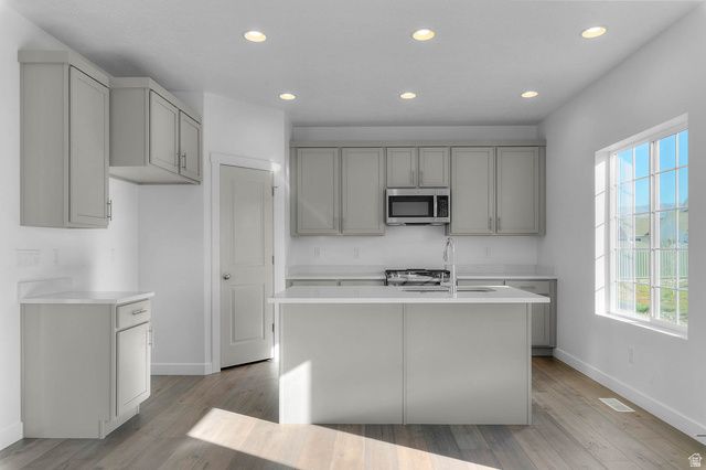 923 W KINGFISHER RD, Stansbury Park, UT 84074