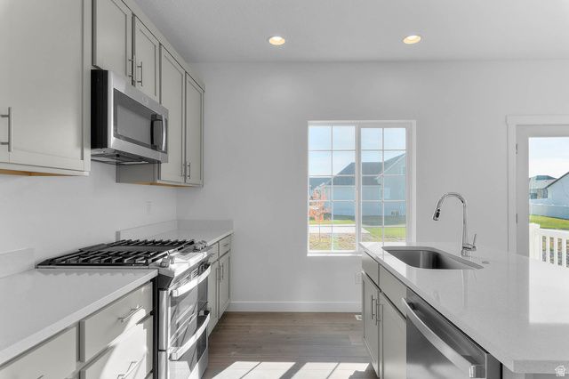 923 W KINGFISHER RD, Stansbury Park, UT 84074