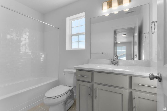 923 W KINGFISHER RD, Stansbury Park, UT 84074