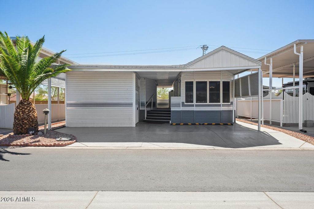17200 W BELL Road 997, Surprise, AZ 85374 — exterior