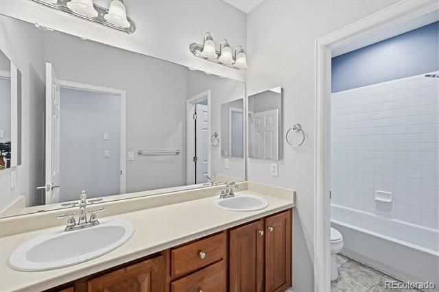 10696 Nucla Street, Commerce City, CO 80022