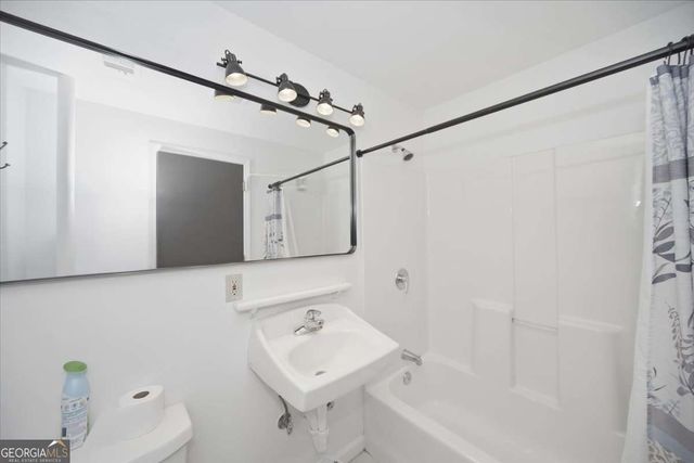 546 Allen Road NE B, Atlanta, GA 30324