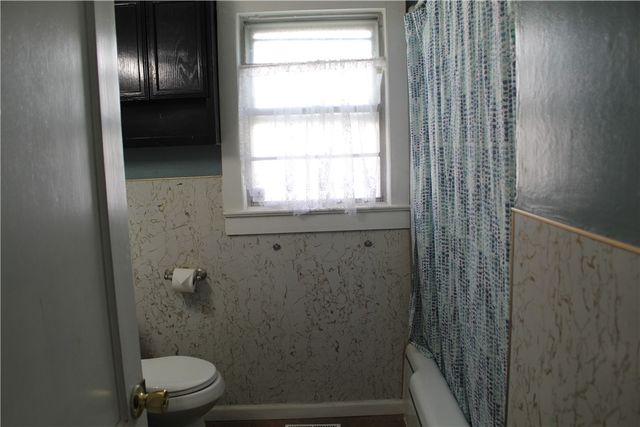 513 N Oak Street, Harrison, AR 72601