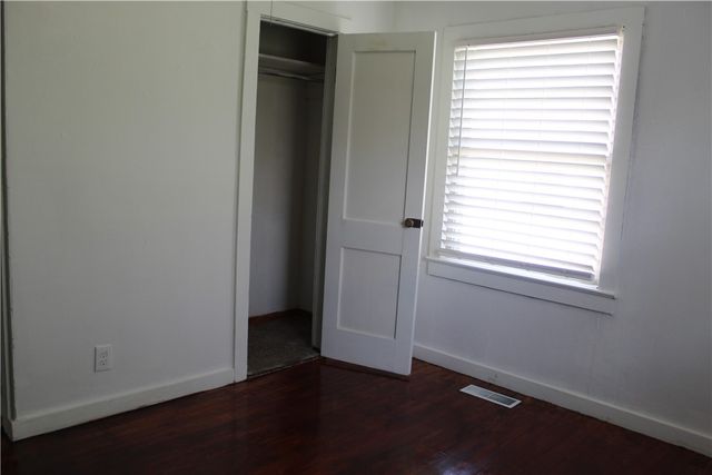 513 N Oak Street, Harrison, AR 72601