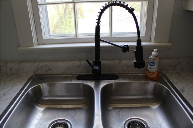 513 N Oak Street, Harrison, AR 72601