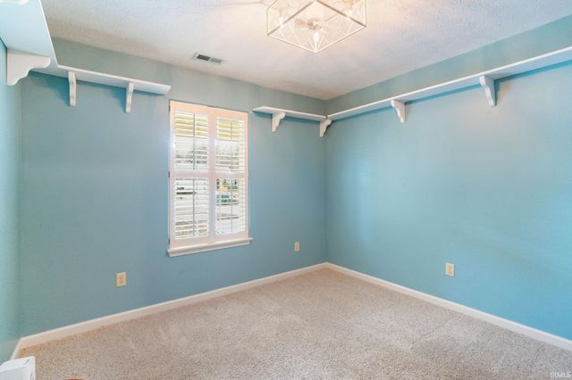 6082 Flintlock Drive, West Lafayette, IN 47906