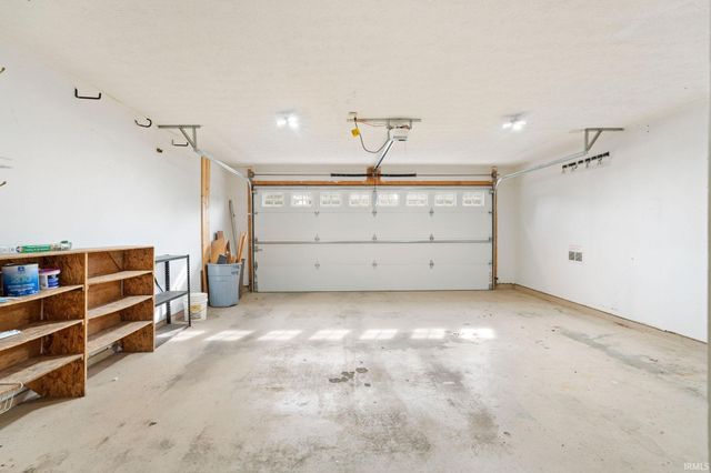 6082 Flintlock Drive, West Lafayette, IN 47906