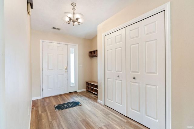 6082 Flintlock Drive, West Lafayette, IN 47906