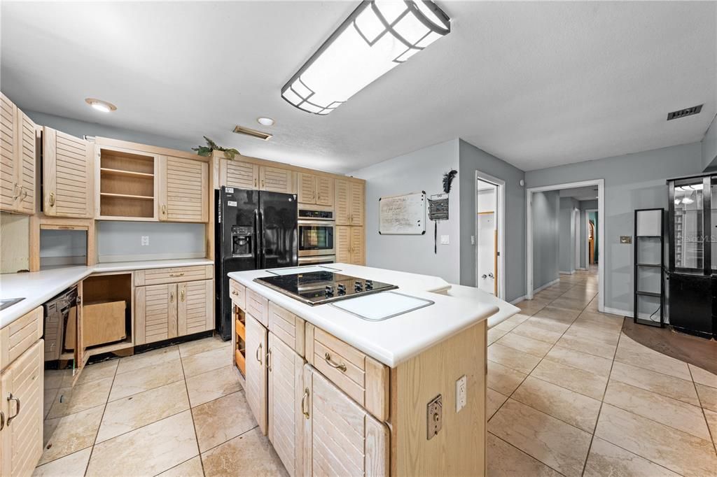 Image 24 of property listing at 1870 KING EDWARD DRIVE, Kissimmee, FL 34744