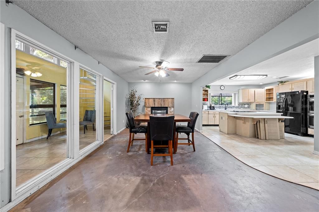 Image 26 of property listing at 1870 KING EDWARD DRIVE, Kissimmee, FL 34744