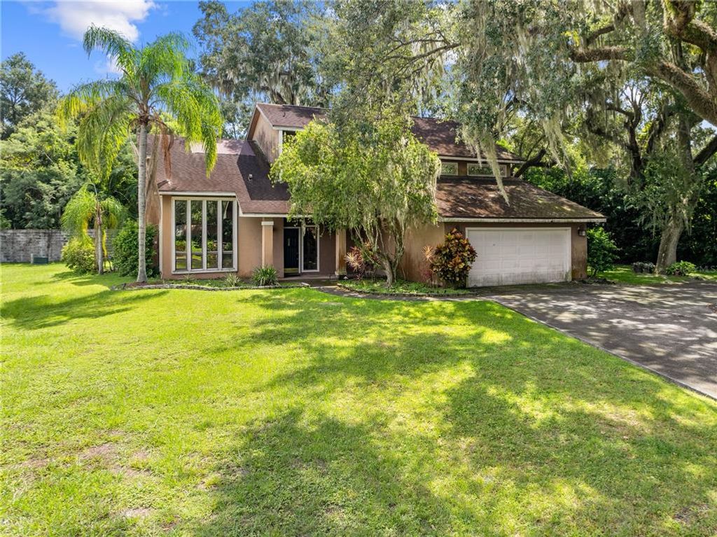 Image 3 of property listing at 1870 KING EDWARD DRIVE, Kissimmee, FL 34744