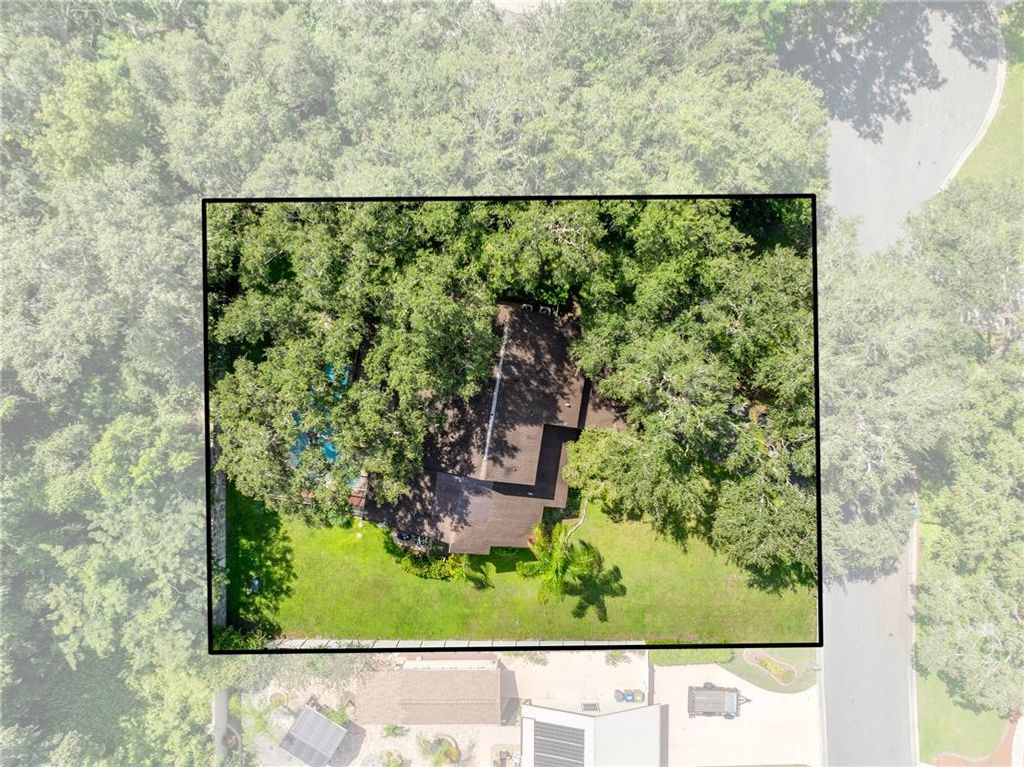 Image 64 of property listing at 1870 KING EDWARD DRIVE, Kissimmee, FL 34744