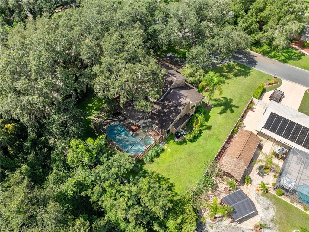 Image 65 of property listing at 1870 KING EDWARD DRIVE, Kissimmee, FL 34744