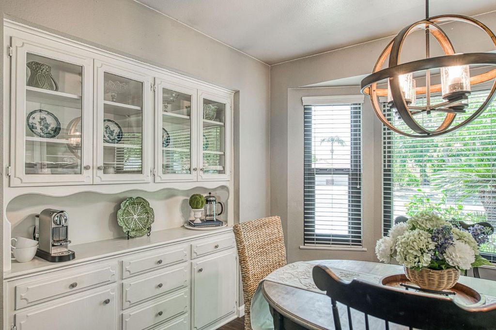 Image 11 of property listing at 7668 N Hayston Avenue, Fresno, CA 93720