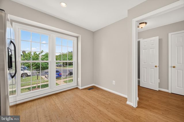43535 PLANTATION TER, Ashburn, VA 20147
