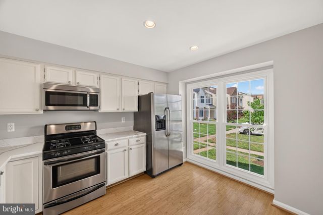 43535 PLANTATION TER, Ashburn, VA 20147