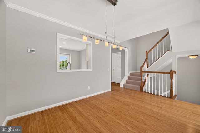 43535 PLANTATION TER, Ashburn, VA 20147