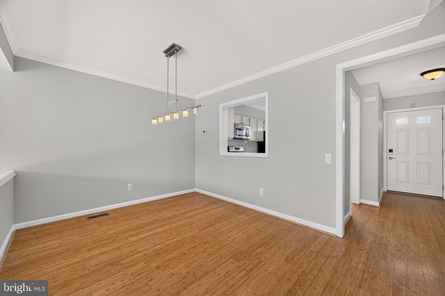 43535 PLANTATION TER, Ashburn, VA 20147