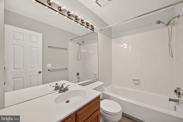 43535 PLANTATION TER, Ashburn, VA 20147