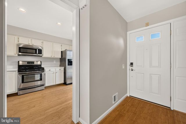 43535 PLANTATION TER, Ashburn, VA 20147