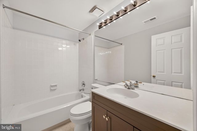 43535 PLANTATION TER, Ashburn, VA 20147