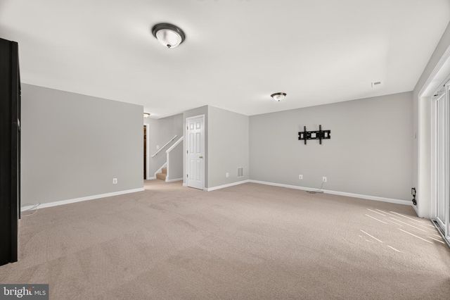43535 PLANTATION TER, Ashburn, VA 20147