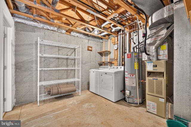 43535 PLANTATION TER, Ashburn, VA 20147