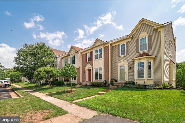 43535 PLANTATION TER, Ashburn, VA 20147