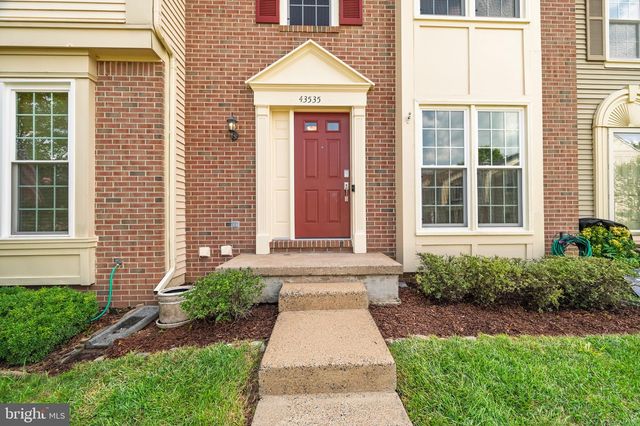 43535 PLANTATION TER, Ashburn, VA 20147