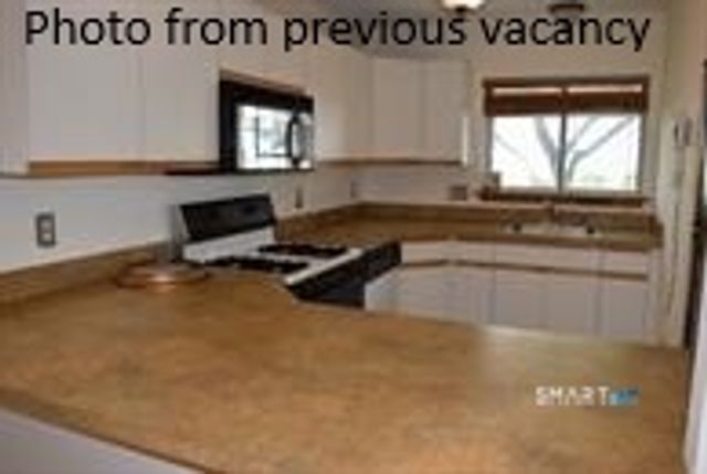 3409 Whitney Avenue APT 11, Hamden, CT 06518