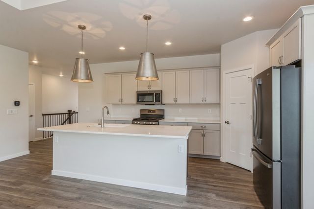 1038 Highland Trail, Solon, IA 52333