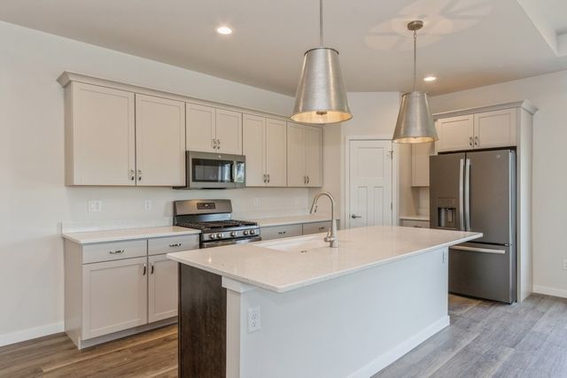 1038 Highland Trail, Solon, IA 52333