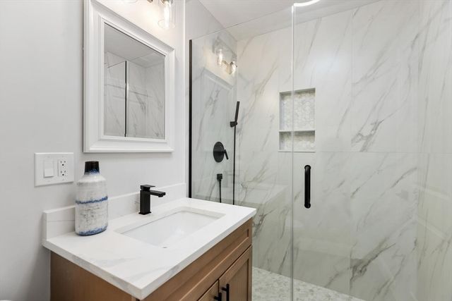 227 Highland Ave 3, Somerville, MA 02413