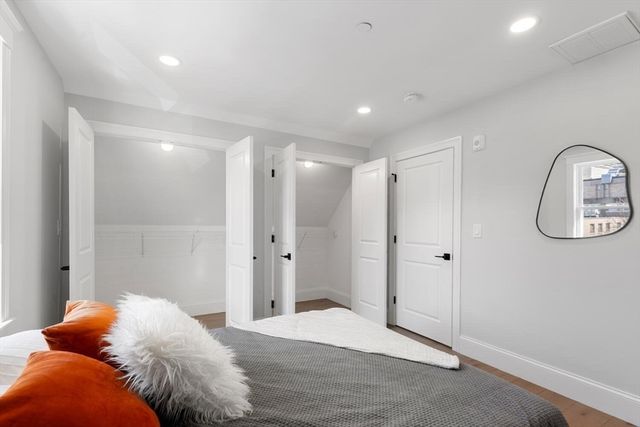 227 Highland Ave 3, Somerville, MA 02413