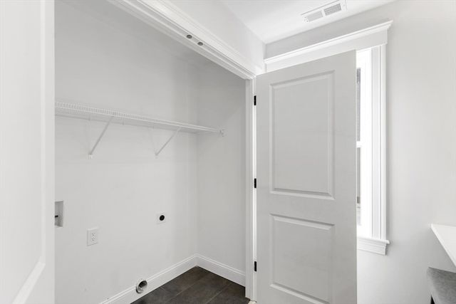 227 Highland Ave 3, Somerville, MA 02413