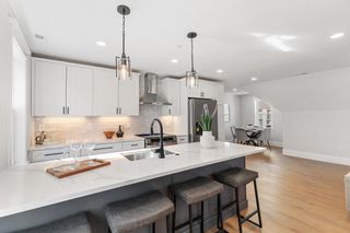 227 Highland Ave 3, Somerville, MA 02413