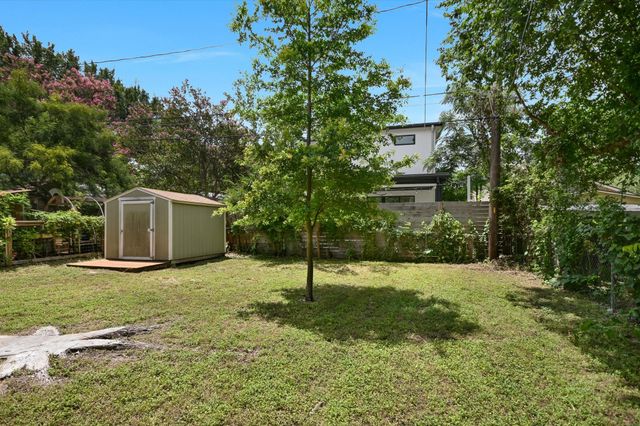 3013 E 18th ST, Austin, TX 78702
