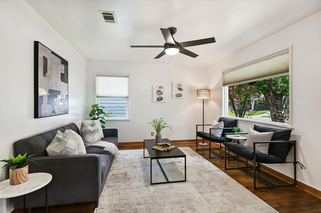 3013 E 18th ST, Austin, TX 78702
