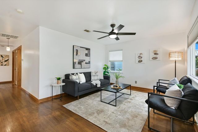 3013 E 18th ST, Austin, TX 78702