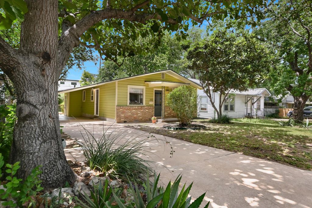 3013 E 18th ST, Austin, TX 78702