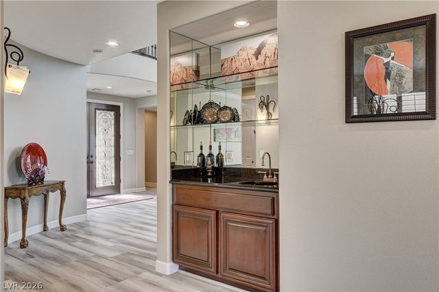 3258 Dove Run Creek Drive, Las Vegas, NV 89135