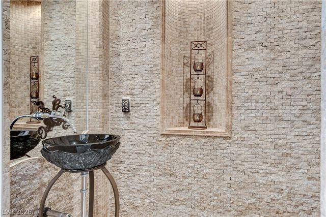 3258 Dove Run Creek Drive, Las Vegas, NV 89135