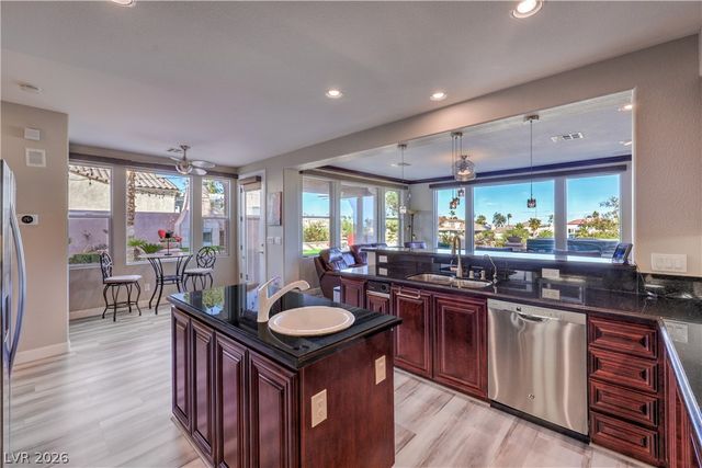 3258 Dove Run Creek Drive, Las Vegas, NV 89135