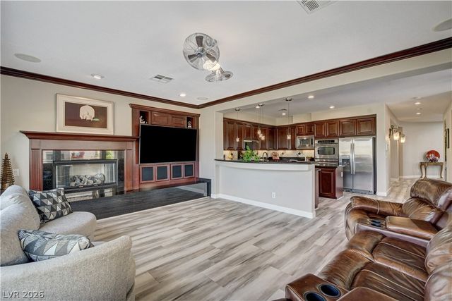 3258 Dove Run Creek Drive, Las Vegas, NV 89135