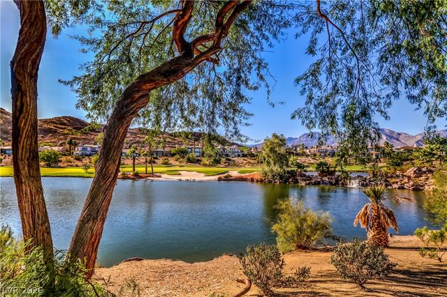 3258 Dove Run Creek Drive, Las Vegas, NV 89135