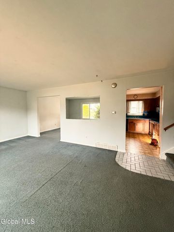 15 Birch Lane, Voorheesville, NY 12186