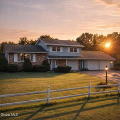 15 Birch Lane, Voorheesville, NY 12186