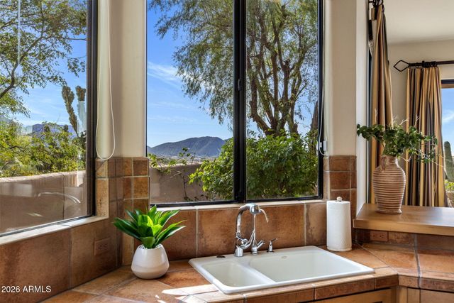 10040 E Happy Valley Road 2046, Scottsdale, AZ 85255