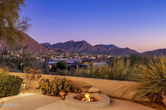 10040 E Happy Valley Road 2046, Scottsdale, AZ 85255