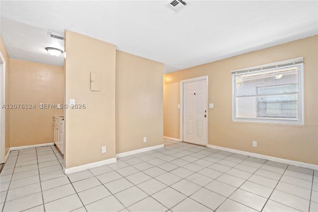 1022 NW 6th Ave, Fort Lauderdale, FL 33311